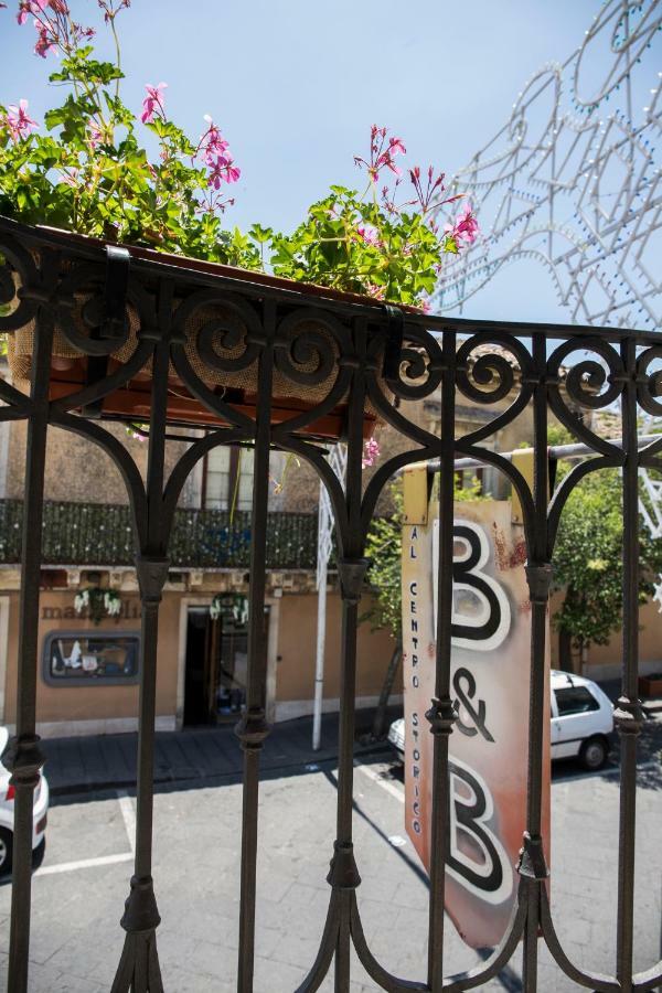 Casa Al Centro Storico Bed & Breakfast Nicolosi Exterior photo